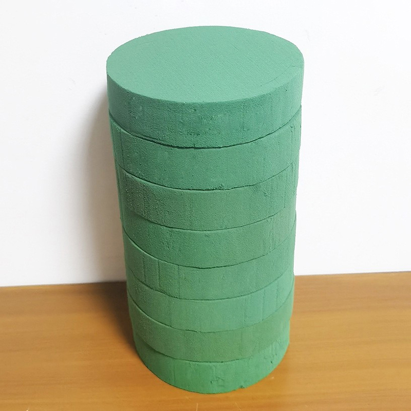 Floral Foam Oasis - Nowe kwiatowe cylindry z pianki Oasis,